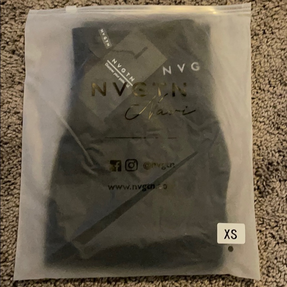 NVGTN Black Solid Seamless Leggings (XS)